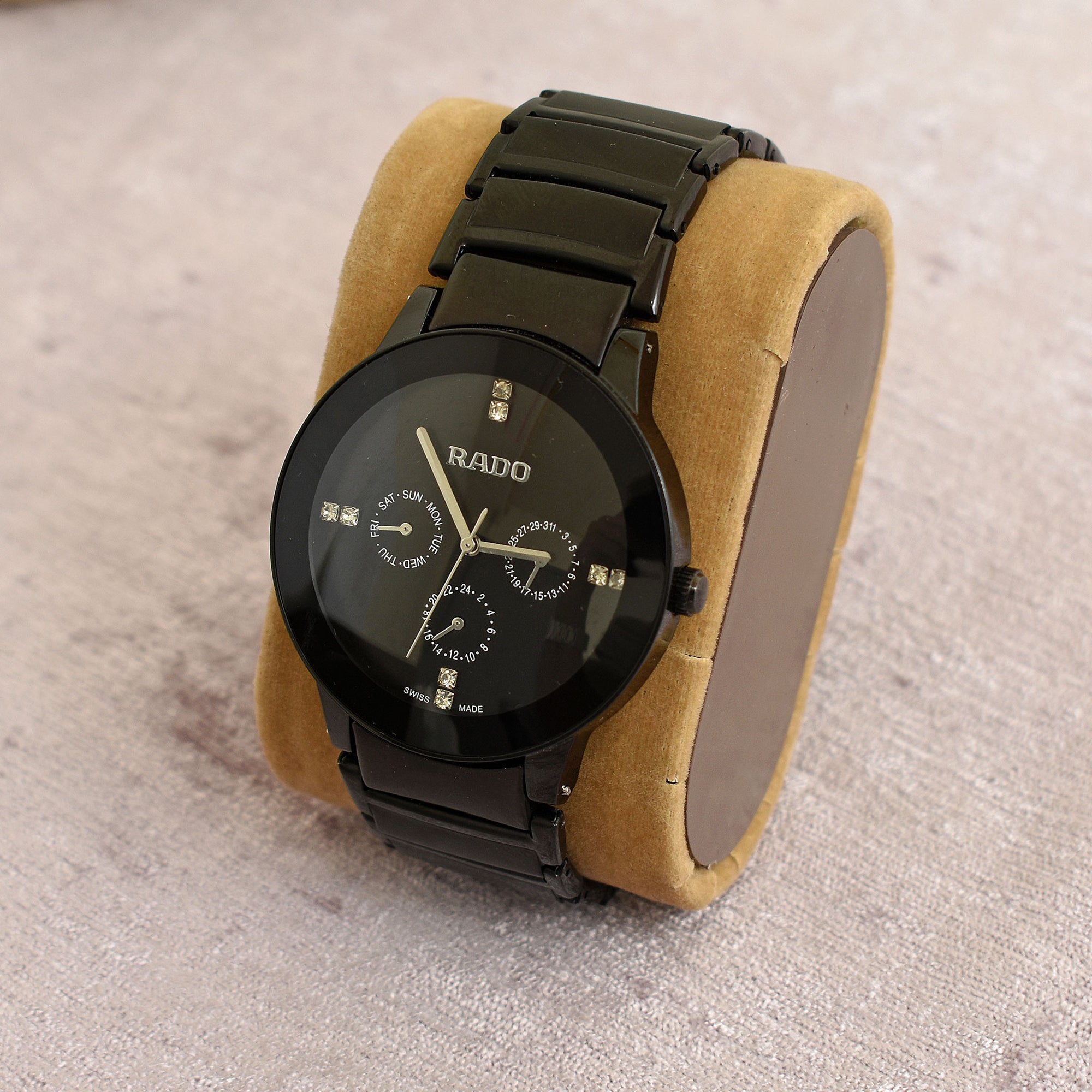 Rado Black Round