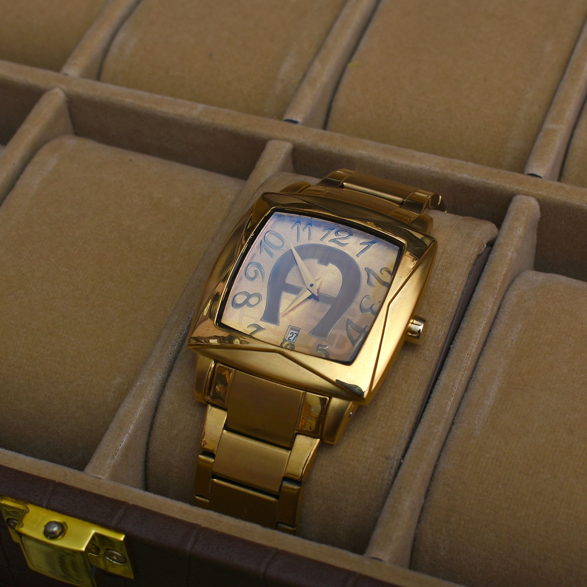 Brevik Gold & Gold Limited Edition